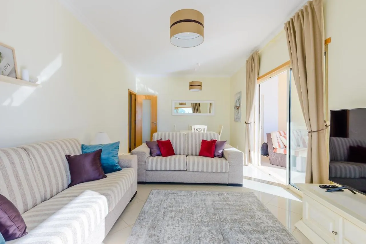 Bnb Homes Ocean View Apartment With Huge Sunny Terrace, 2 Swimming Pools & Tennis Court Albufeira